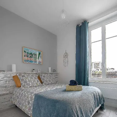 Le George V - Centre Et Parking