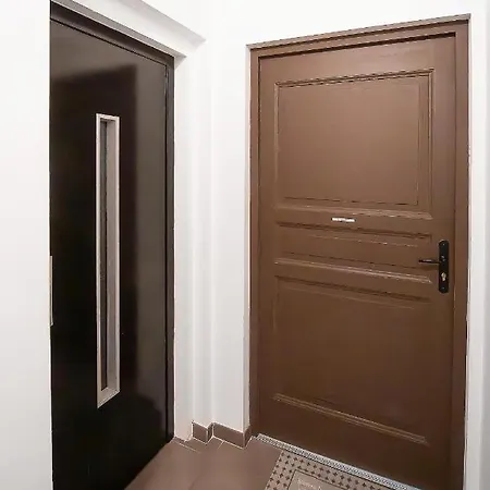 Le George V - Centre Et Parking * 비시